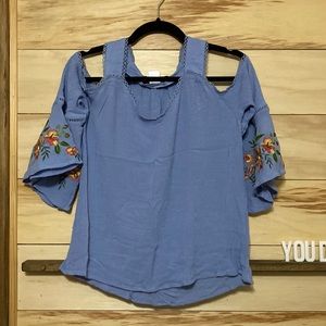 RAIN Open Shoulder Top